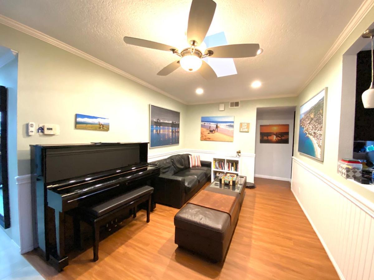 Homestay - Private With 2 Shared Baths And Hosts Onsite *