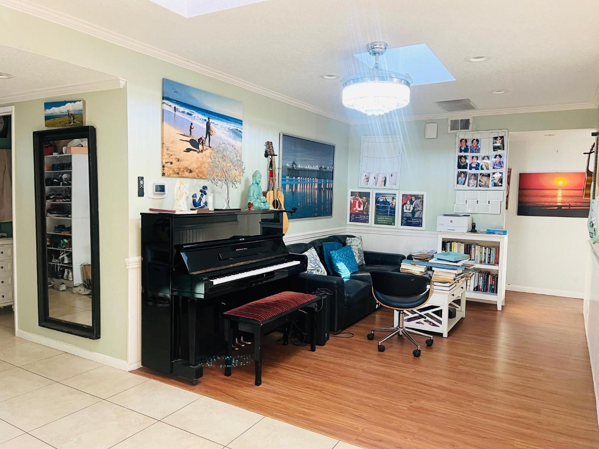 Homestay - Private With 2 Shared Baths And Hosts Onsite *
